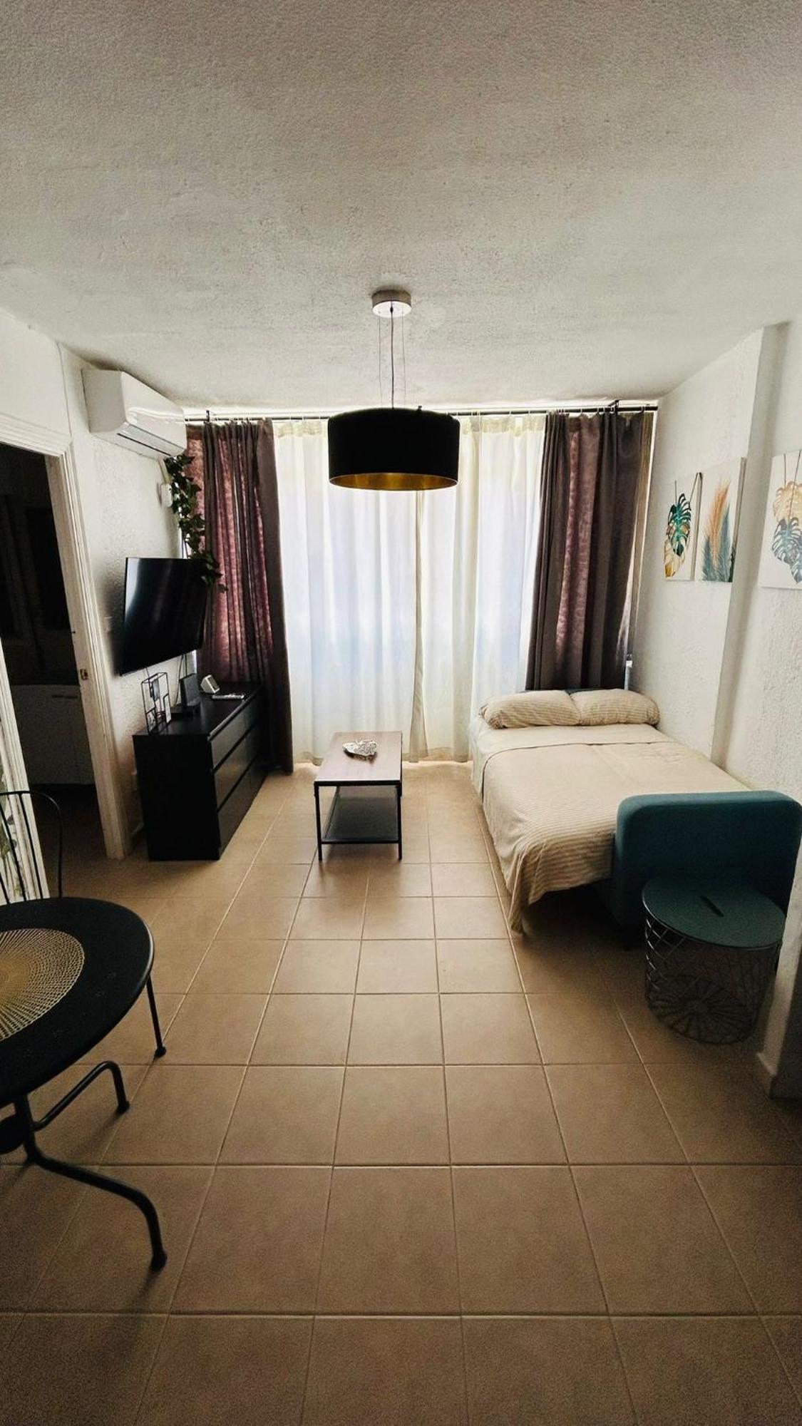 Estudio Amplio En El Corazon De Torremolinos Ngoại thất bức ảnh